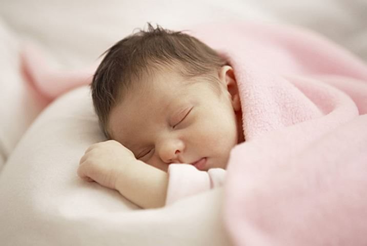 Lịch trình ăn, ngủ tham khảo cho bé 3-4 tháng tuổi | Vinmec