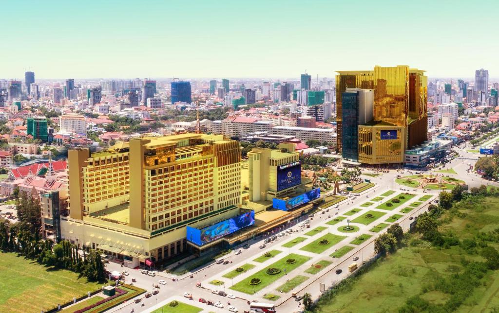 NagaWorld Hotel & Entertainment Complex, Phnom Penh – Cập nhật Giá năm 2023