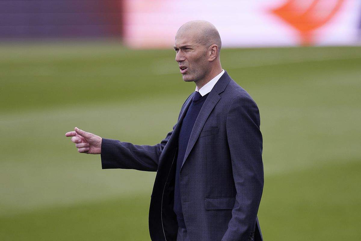 Tại sao Zidane rời Real Madrid? Những góc khuất chưa được tiết lộ - Vé Bóng Đá Online