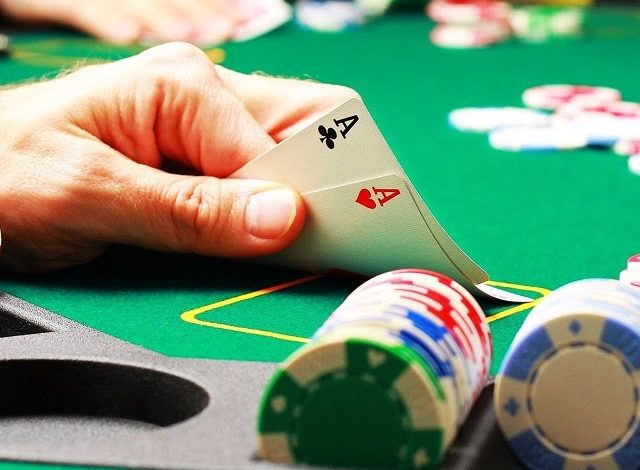 6 quy tắc nằm lòng khi chơi poker texas hold'em tại bàn | Kênh Sinh Viên